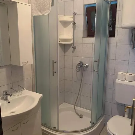 Apartman Apartments With Parking Space Crikvenica - 5493 Crikvenica