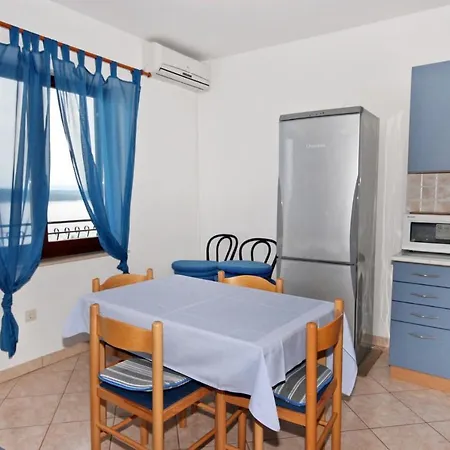 Apartman Apartments With Parking Space Crikvenica - 5493