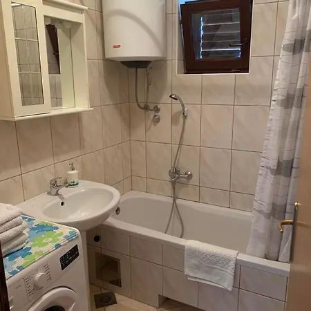 Apartman Apartments With A Parking Space Crikvenica - 5493 *