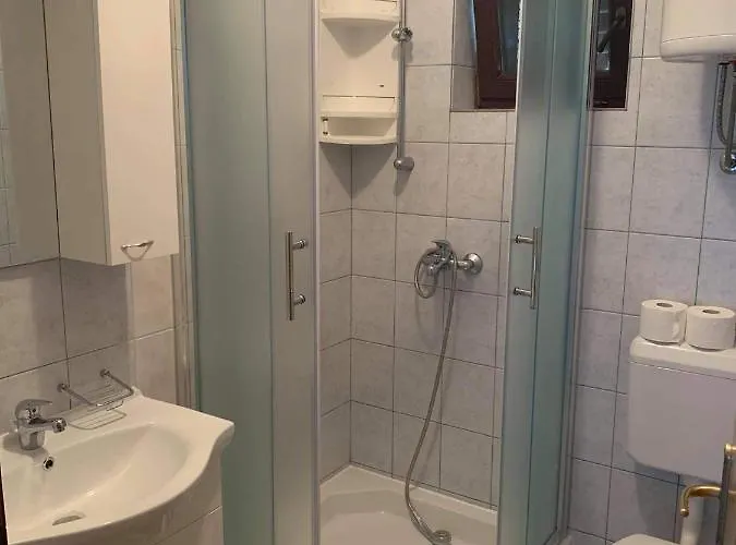 Appartement With Parking Space - 5493 Crikvenica