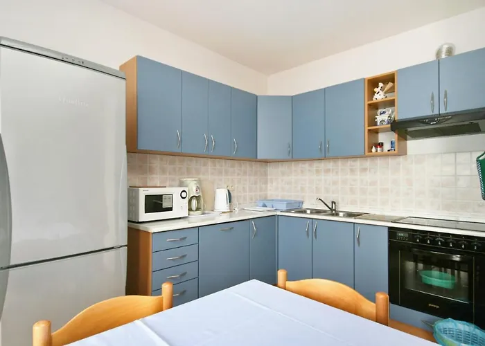 With Parking Space - 5493 Appartement *