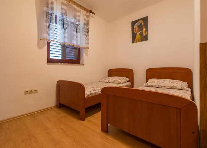 Appartement With Parking Space - 5493