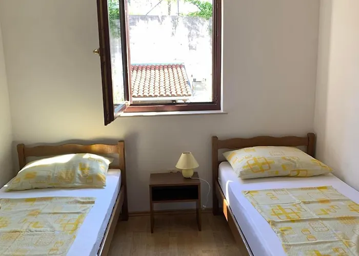 Appartement With Parking Space - 5493 Crikvenica